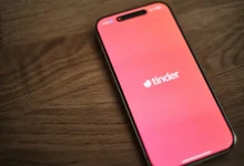 Experiment Shows Online Predators Target Underage Girls on Tinder